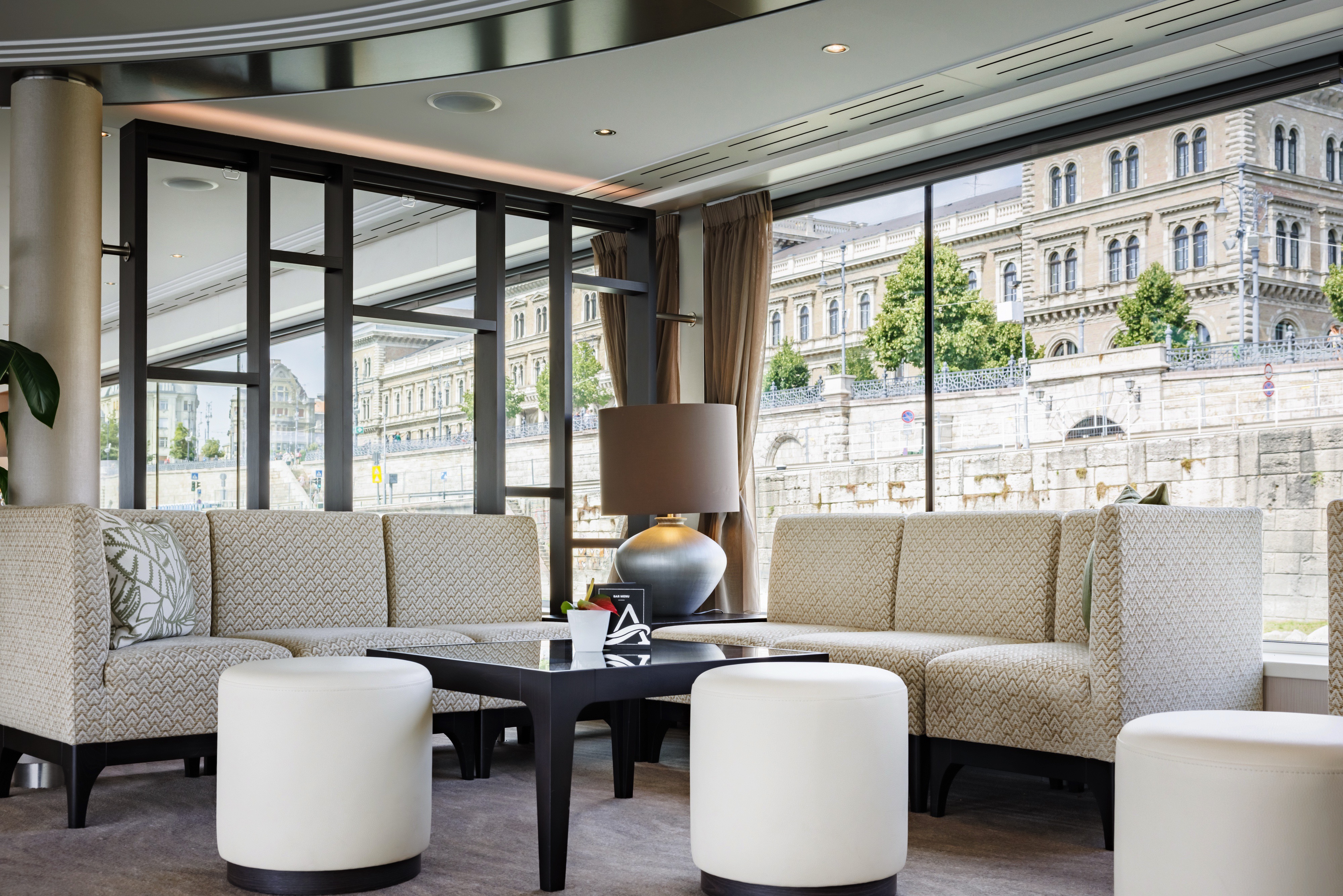 Avalon Impression - Panorama Lounge